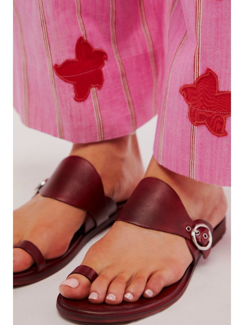 FREE PEOPLE Barcelona Slip-On Sandals / Cherry Cola